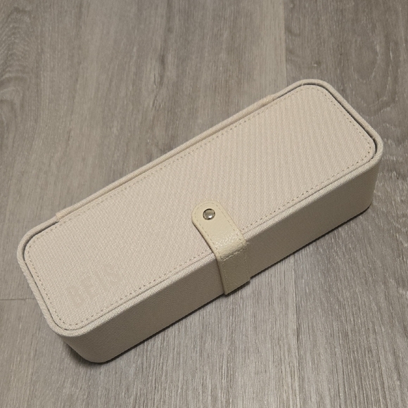 BEIS Jewelry - BEIS Cream Jewelry Case